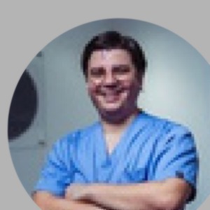 Dr. Mario Benítez Martínez